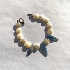 Natural Pearly Shell Beaded Bracelet